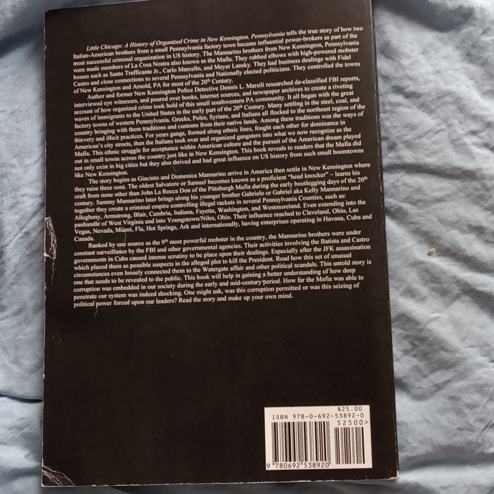 Book.       A1 - Picture 3 of 3